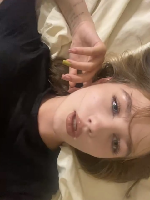 Слив красивой студентки с идеальной фигурой — сливы тг CandyXXX